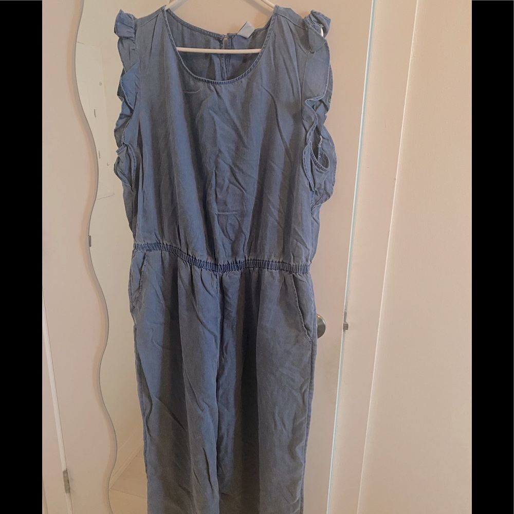Old Navy Flutter Sleeve Jumpsuit